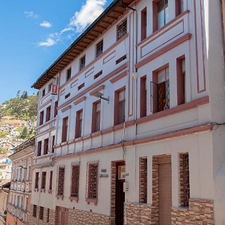 Hostal Carlos Luis กีโต ภายนอก รูปภาพ