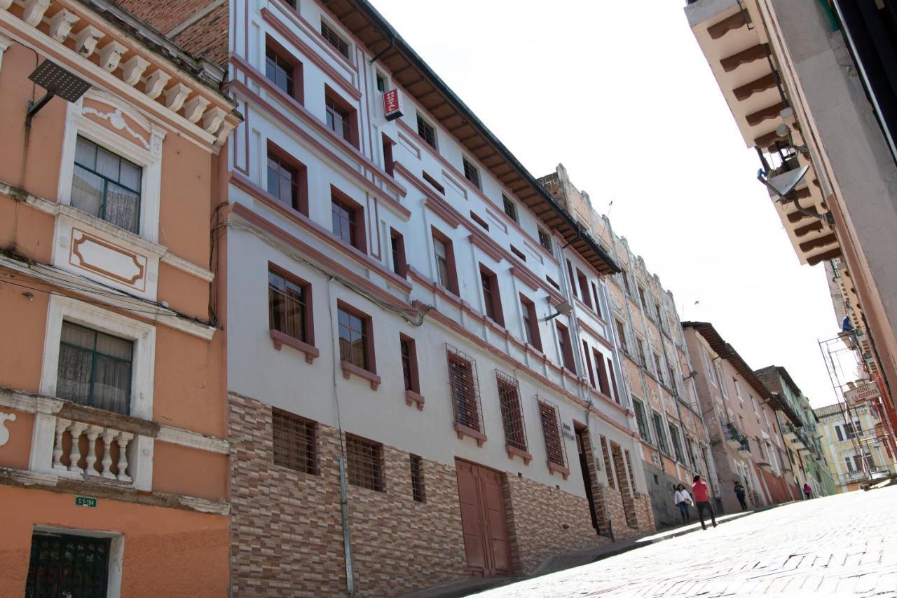 Hostal Carlos Luis กีโต ภายนอก รูปภาพ