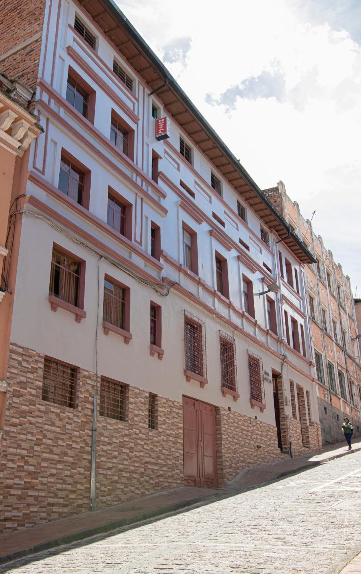 Hostal Carlos Luis กีโต ภายนอก รูปภาพ
